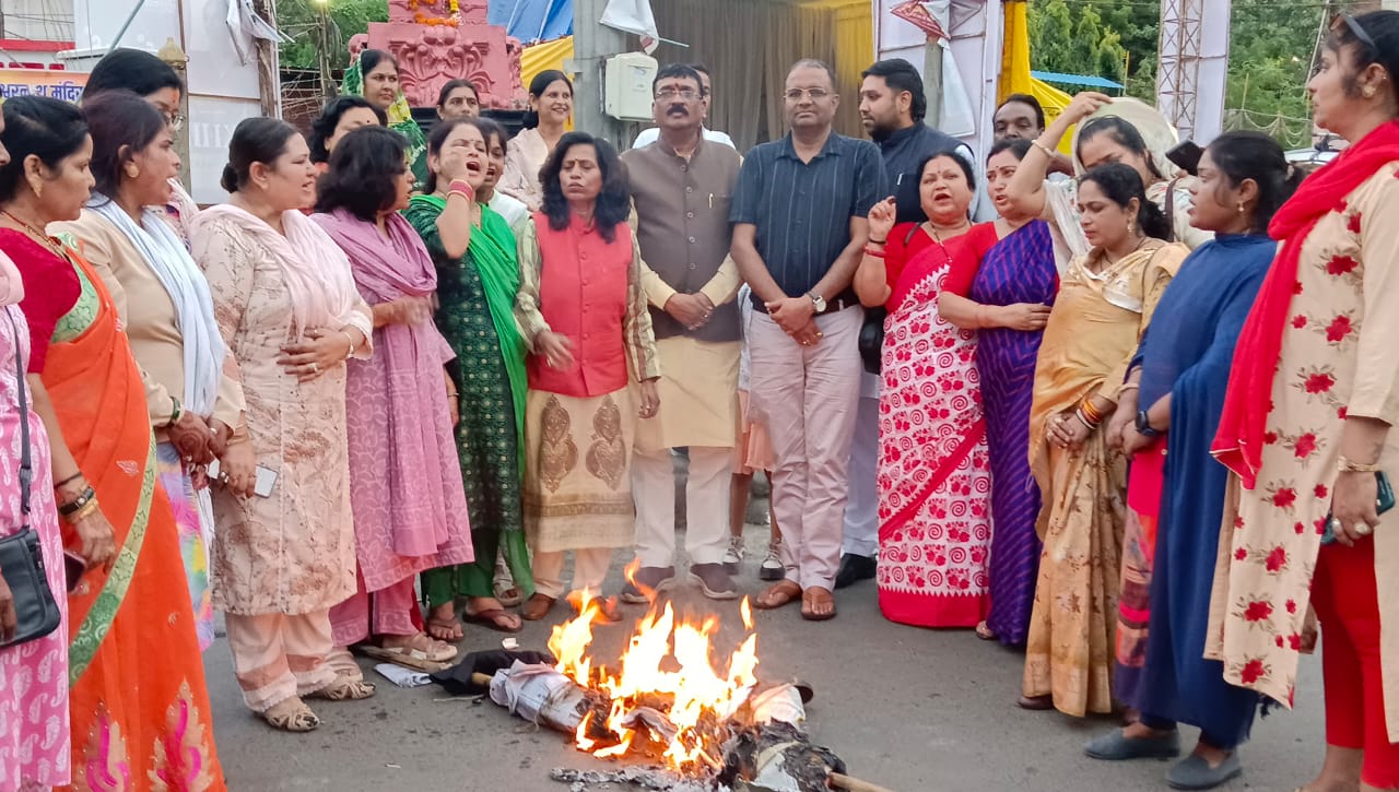 जीतू पटवारी के बिगड़े बोल पर भाजपा ने घेरा 2 1756216359 WhatsApp Image 2025 08 26 at 6.18.40 PM